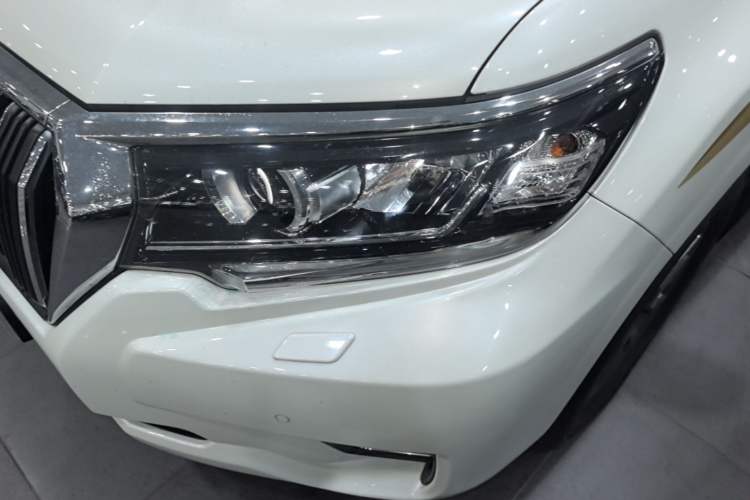 Used Toyota Prado 2018 3.5L Automatic TX-L Left Front Headlight