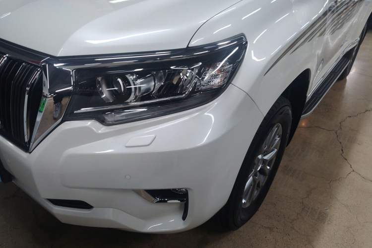 Used Toyota Prado 2018 3.5L Automatic TX-L with Rear-Mounted Spare Tire Left Front Headlight