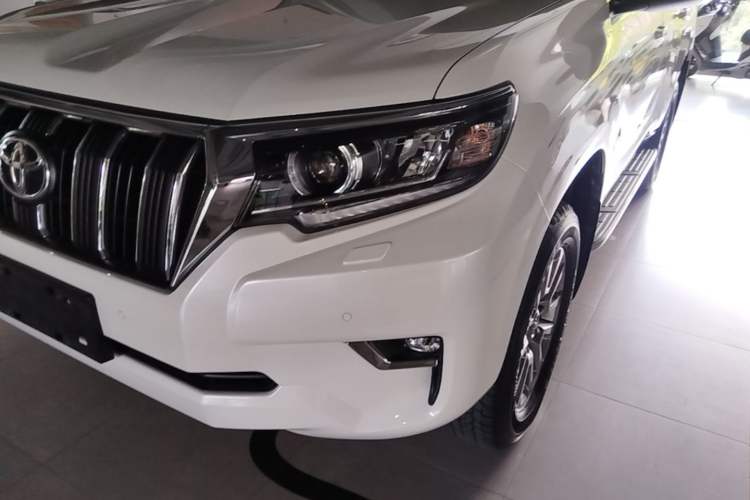 Used Toyota Prado 2018 3.5L Automatic TX-L NAVI Left Front Headlight