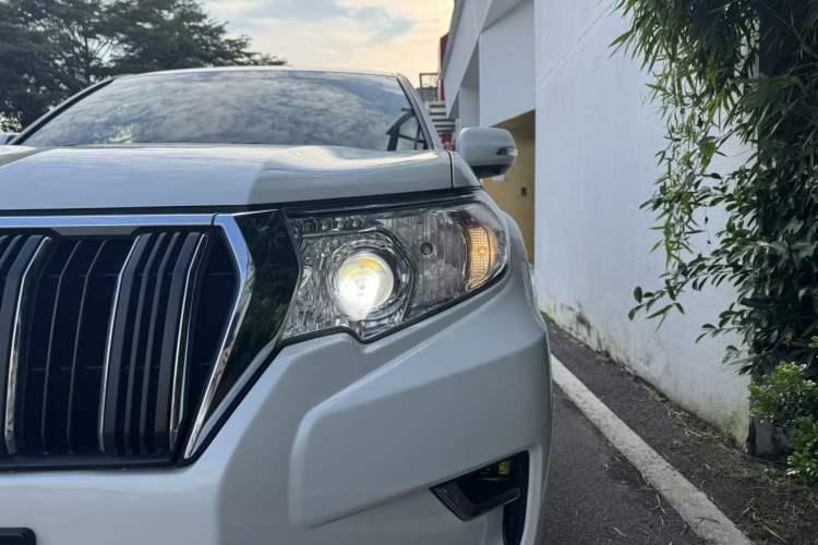 Used Toyota Prado 2018 4.0L TX-L U.S. Specification Left Front Headlight