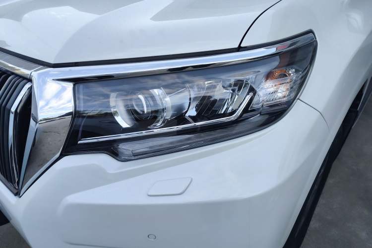 Used Toyota Prado 2018 3.5L Automatic TX-L Left Front Headlight