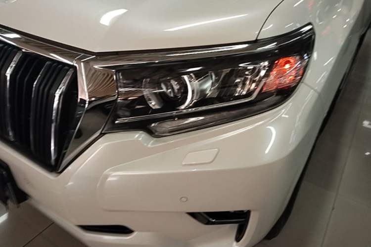 Used Toyota Prado 2018 3.5L Automatic TX-L Left Front Headlight