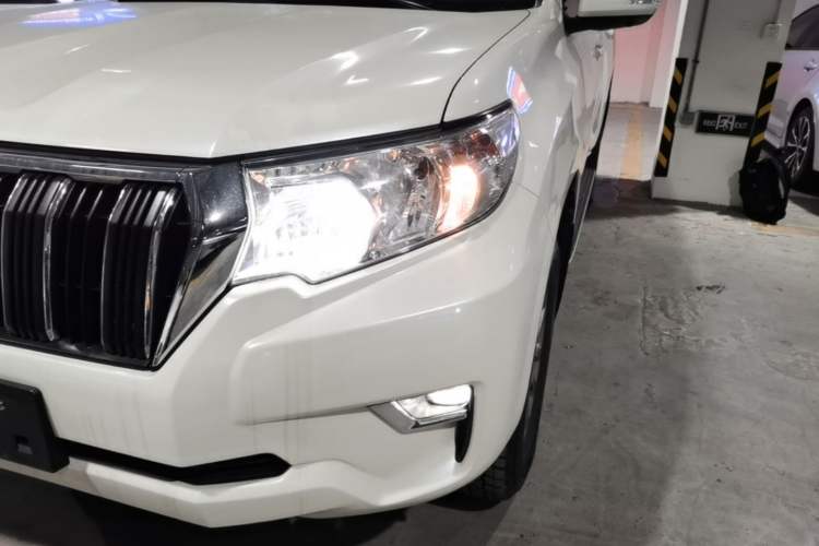Used Toyota Prado 2018 3.5L Automatic TX Left Front Headlight