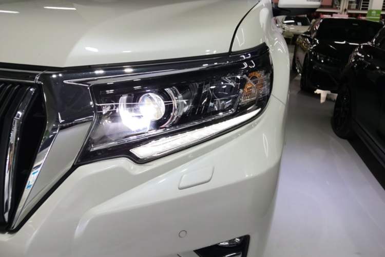 Used Toyota Prado 2018 3.5L Automatic TX-L Left Front Headlight