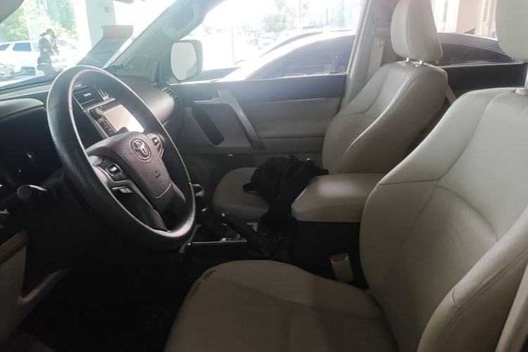 Used Toyota Prado 2018 3.5L Automatic TX-L NAVI with Rear-Mounted Spare Tire Left Front Seat