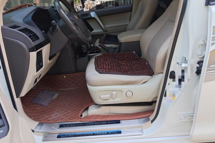 Used Toyota Prado 2018 4.0L GXR Dubai Edition – Middle East Left Front Seat