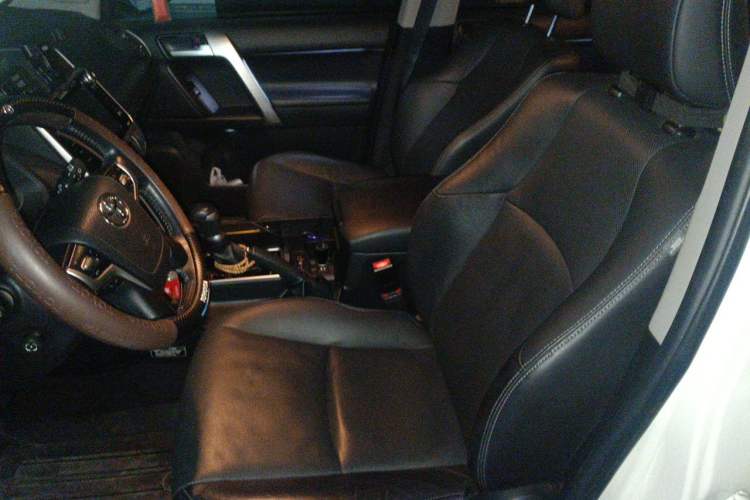 Used Toyota Prado 2018 3.5L Automatic VX NAVI with Rear-Mounted Spare Tire Left Front Seat