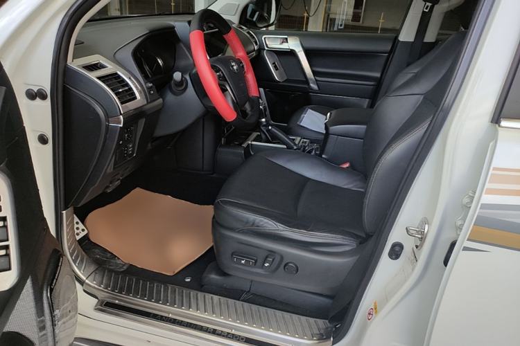 Used Toyota Prado 2018 3.5L Automatic TX-L with Rear-Mounted Spare Tire Left Front Seat