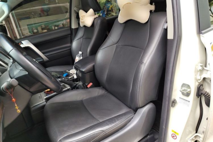 Used Toyota Prado 2018 3.5L Automatic TX-L with Rear-Mounted Spare Tire Left Front Seat