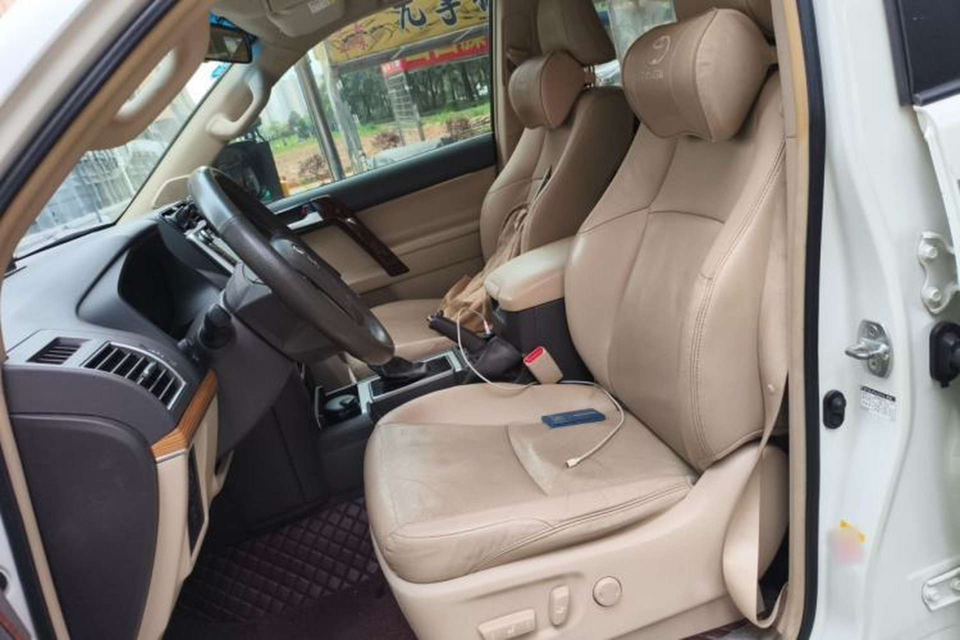 Used Toyota Prado 2018 3.5L Automatic TX-L with Rear-Mounted Spare Tire Left Front Seat