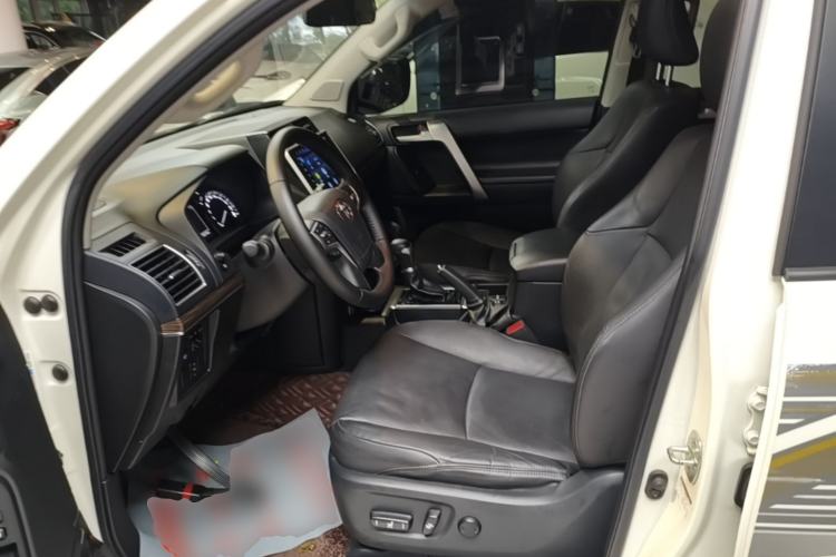 Used Toyota Prado 2018 3.5L Automatic TX-L Left Front Seat