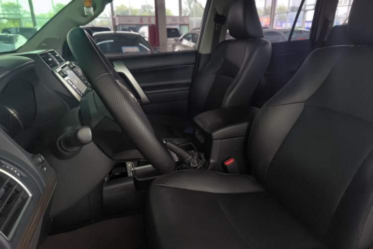 Used Toyota Prado 2018 3.5L Automatic TX-L Left Front Seat