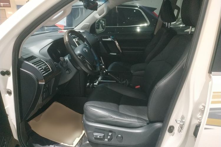 Used Toyota Prado 2018 3.5L Automatic VX NAVI with Rear-Mounted Spare Tire Left Front Seat