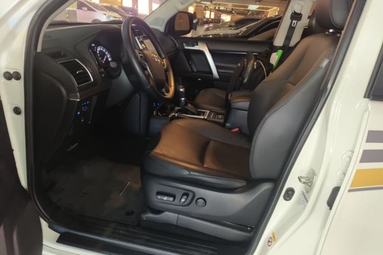 Used Toyota Prado 2018 3.5L Automatic TX-L NAVI with Rear-Mounted Spare Tire Left Front Seat