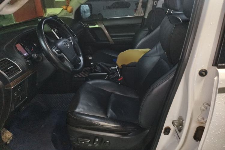 Used Toyota Prado 2018 3.5L Automatic TX-L NAVI with Rear-Mounted Spare Tire Left Front Seat