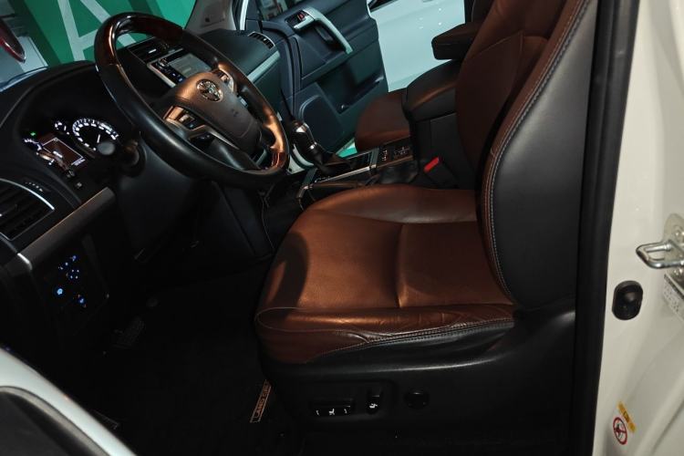 Used Toyota Prado 2018 3.5L Automatic TX-L NAVI with Rear-Mounted Spare Tire Left Front Seat