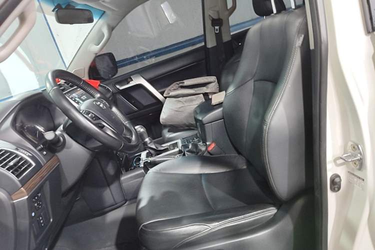 Used Toyota Prado 2018 3.5L Automatic TX-L Left Front Seat