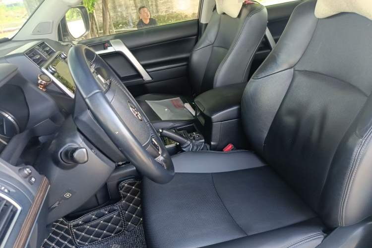 Used Toyota Prado 2018 3.5L Automatic TX-L NAVI with Rear-Mounted Spare Tire Left Front Seat