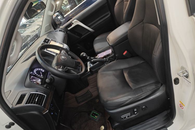 Used Toyota Prado 2018 3.5L Automatic TX-L Left Front Seat