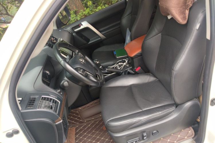Used Toyota Prado 2018 3.5L Automatic TX-L with Rear-Mounted Spare Tire Left Front Seat