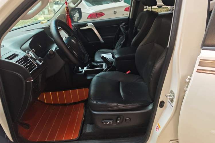 Used Toyota Prado 2018 3.5L Automatic TX-L Left Front Seat