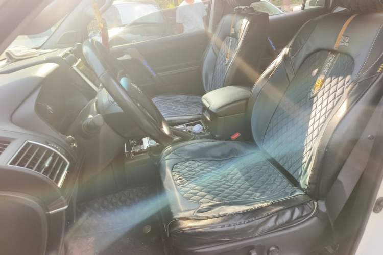 Used Toyota Prado 2018 3.5L Automatic TX-L with Rear-Mounted Spare Tire Left Front Seat