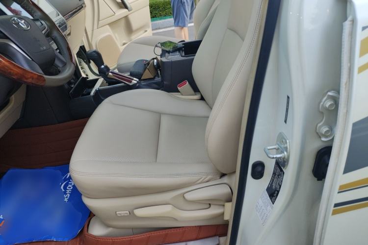 Used Toyota Prado  Left Front Seat