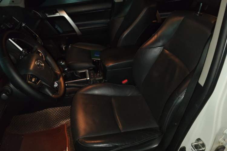 Used Toyota Prado 2018 3.5L Automatic TX-L NAVI Left Front Seat