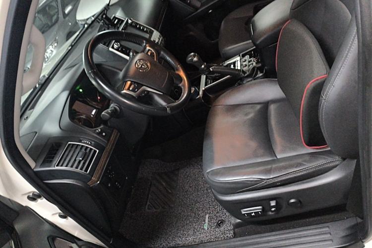Used Toyota Prado 2018 3.5L Automatic TX-L Left Front Seat