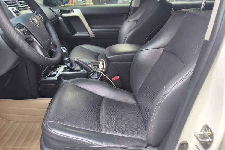 Used Toyota Prado 2018 3.5L Automatic TX-L with Rear-Mounted Spare Tire Left Front Seat