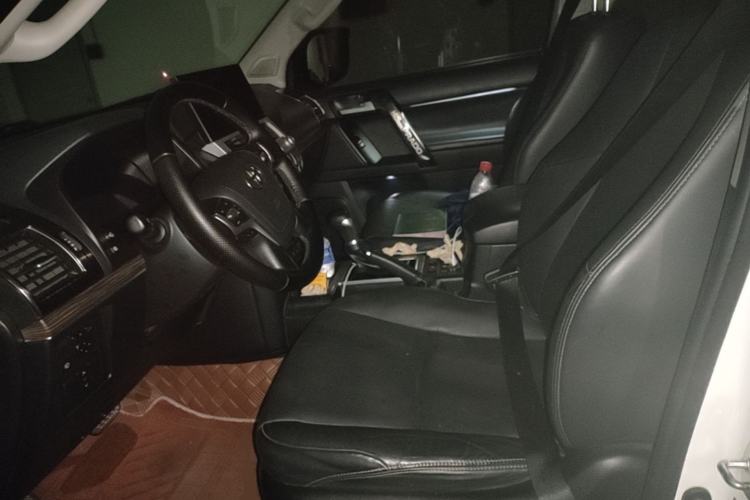 Used Toyota Prado 2018 3.5L Automatic TX-L with Rear-Mounted Spare Tire Left Front Seat