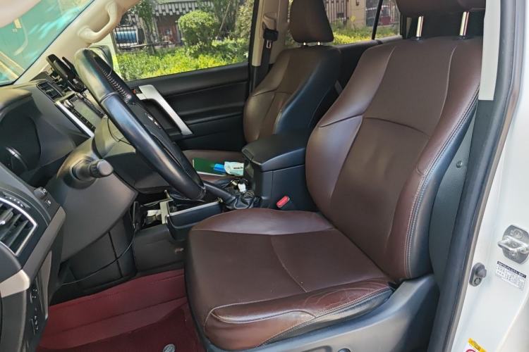 Used Toyota Prado 2018 3.5L Automatic TX-L with Rear-Mounted Spare Tire Left Front Seat