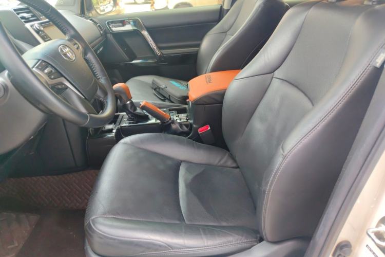 Used Toyota Prado 2018 3.5L Automatic TX-L NAVI with Rear-Mounted Spare Tire Left Front Seat