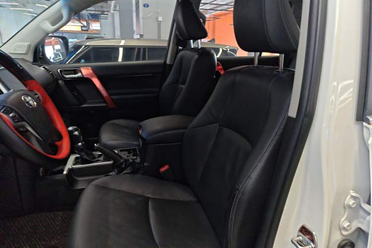 Used Toyota Prado 2018 3.5L Automatic TX-L Left Front Seat
