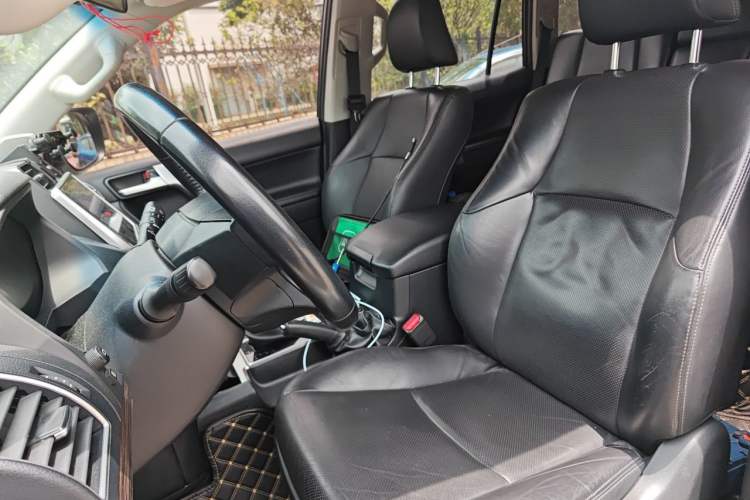 Used Toyota Prado 2018 3.5L Automatic TX-L with Rear-Mounted Spare Tire Left Front Seat