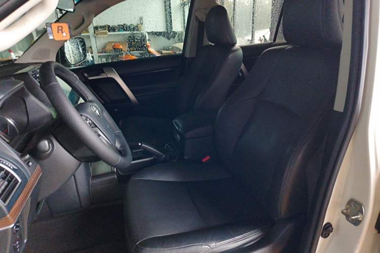 Used Toyota Prado 2018 3.5L Automatic TX-L NAVI with Rear-Mounted Spare Tire Left Front Seat