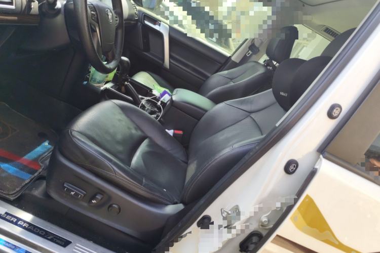 Used Toyota Prado 2018 3.5L Automatic TX-L with Rear-Mounted Spare Tire Left Front Seat