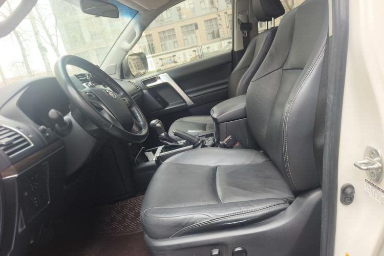 Used Toyota Prado 2018 3.5L Automatic TX-L with Rear-Mounted Spare Tire Left Front Seat