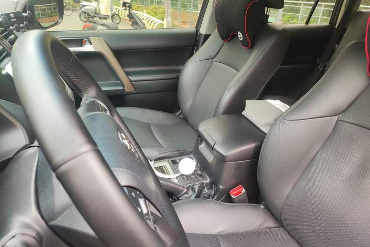 Used Toyota Prado 2018 3.5L Automatic TX-L with Rear-Mounted Spare Tire Left Front Seat