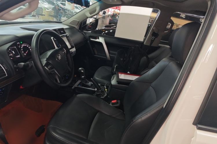Used Toyota Prado 2018 3.5L Automatic TX-L Left Front Seat