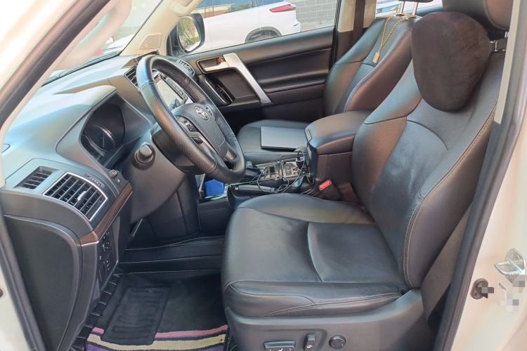 Used Toyota Prado 2018 3.5L Automatic TX-L NAVI with Rear-Mounted Spare Tire Left Front Seat