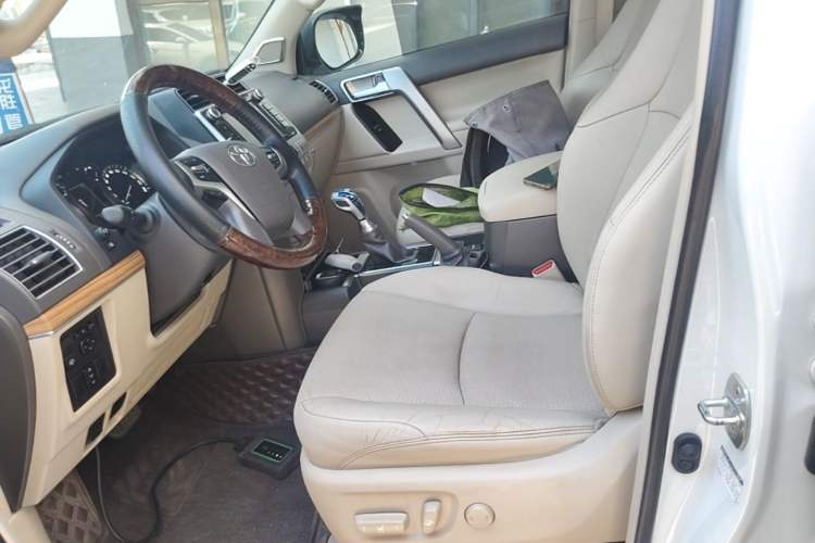 Used Toyota Prado 2018 3.5L Automatic TX-L NAVI Left Front Seat