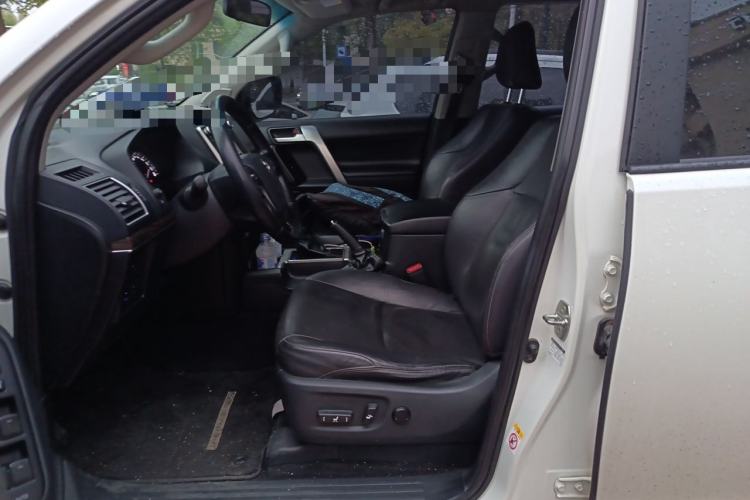 Used Toyota Prado 2018 3.5L Automatic TX-L with Rear-Mounted Spare Tire Left Front Seat