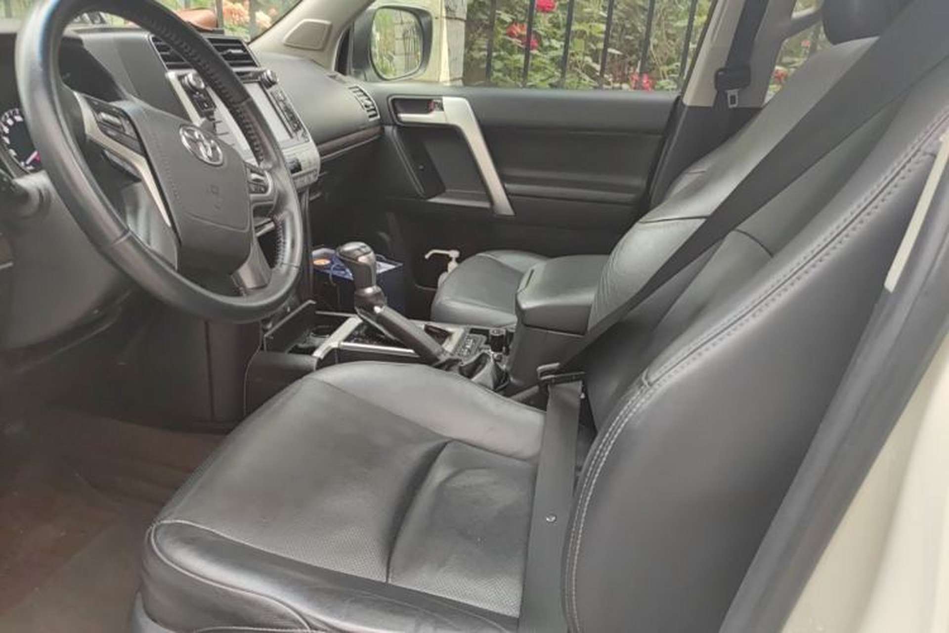 Used Toyota Prado 2018 3.5L Automatic TX-L with Rear-Mounted Spare Tire Left Front Seat
