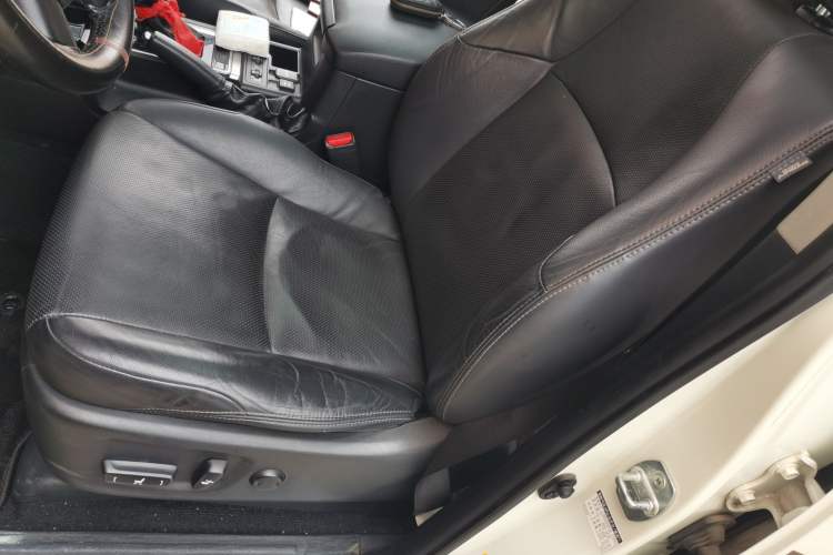 Used Toyota Prado 2018 3.5L Automatic TX-L with Rear-Mounted Spare Tire Left Front Seat