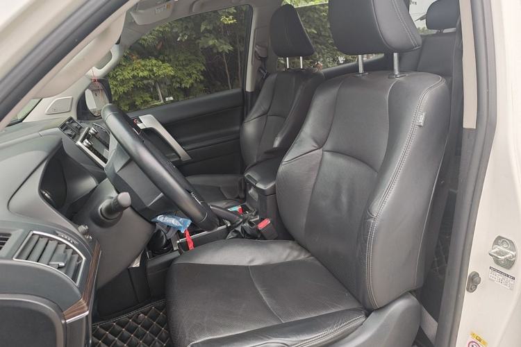 Used Toyota Prado 2018 3.5L Automatic TX-L NAVI Left Front Seat