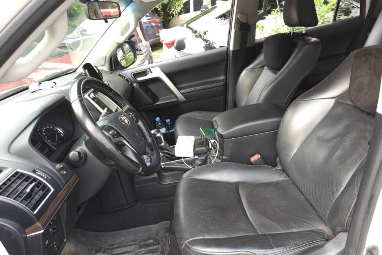 Used Toyota Prado 2018 3.5L Automatic TX-L with Rear-Mounted Spare Tire Left Front Seat
