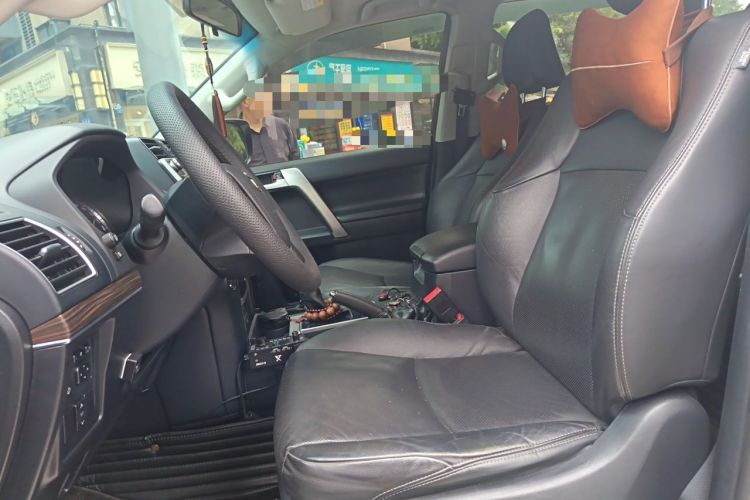 Used Toyota Prado 2018 3.5L Automatic TX-L with Rear-Mounted Spare Tire Left Front Seat