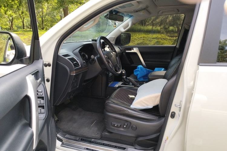 Used Toyota Prado 2018 3.5L Automatic TX-L Left Front Seat