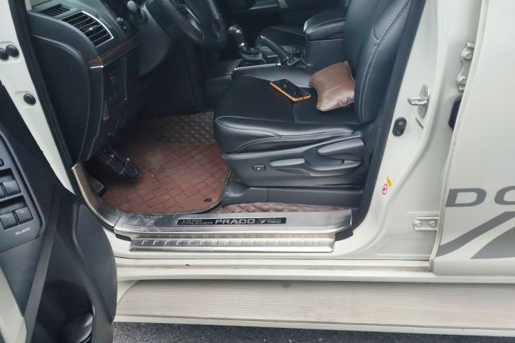 Used Toyota Prado 2018 3.5L Automatic TX Left Front Seat